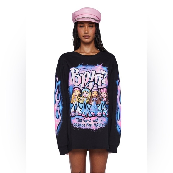 Dolls Kill Tops - Dolls Kill X Bratz Noir graphic long sleeve tee